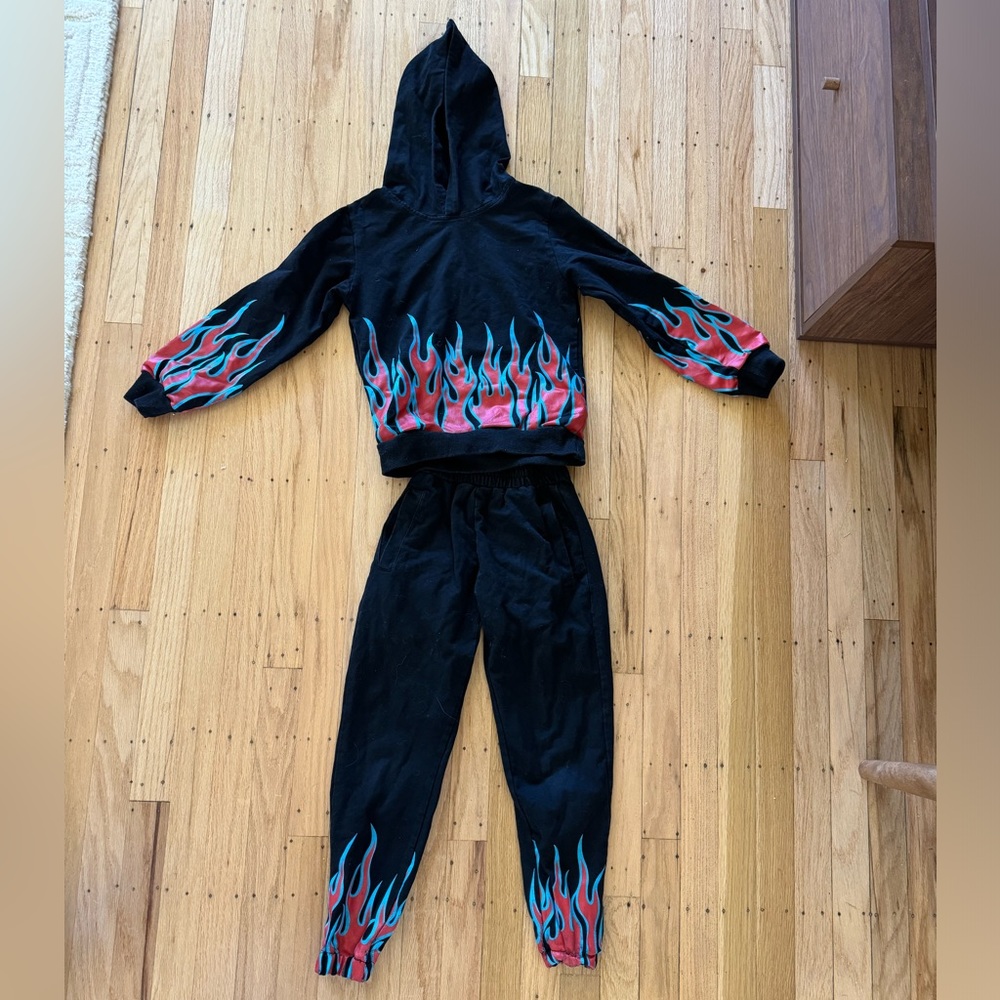 Lola+The Boys Flames Matching Set